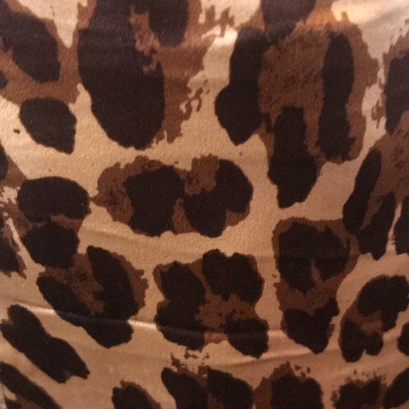 Animal print dress. - Picture 6 of 11